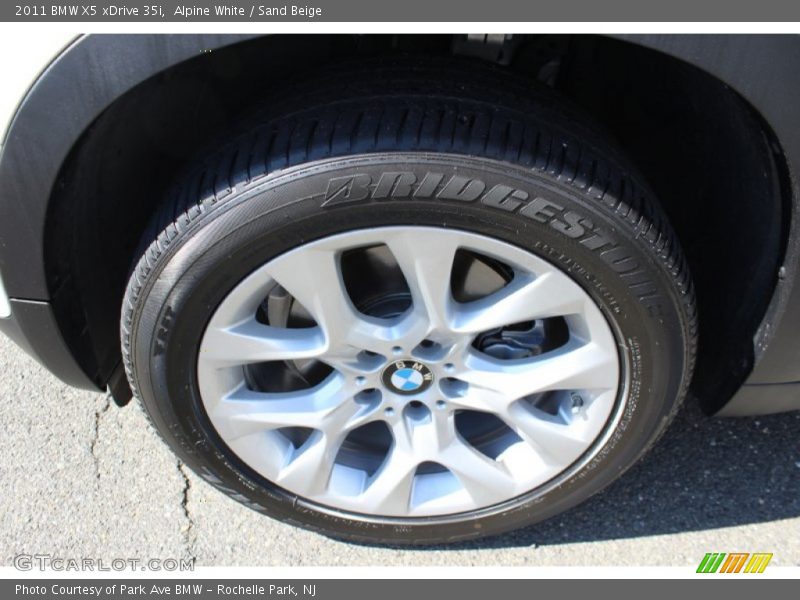 Alpine White / Sand Beige 2011 BMW X5 xDrive 35i