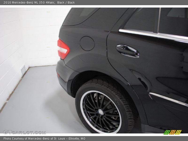 Black / Black 2010 Mercedes-Benz ML 350 4Matic