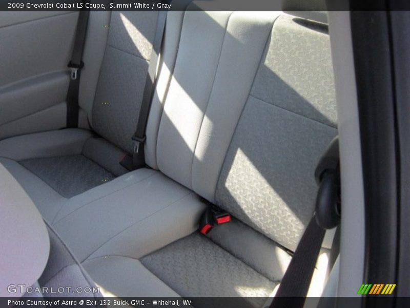 Summit White / Gray 2009 Chevrolet Cobalt LS Coupe