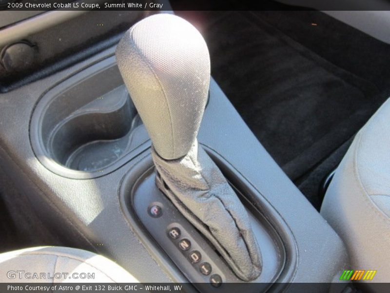 Summit White / Gray 2009 Chevrolet Cobalt LS Coupe