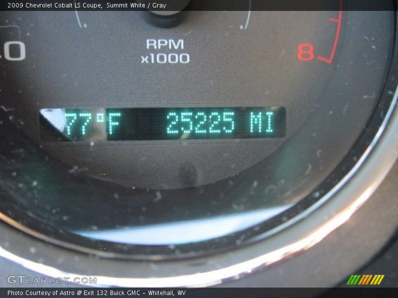 Summit White / Gray 2009 Chevrolet Cobalt LS Coupe