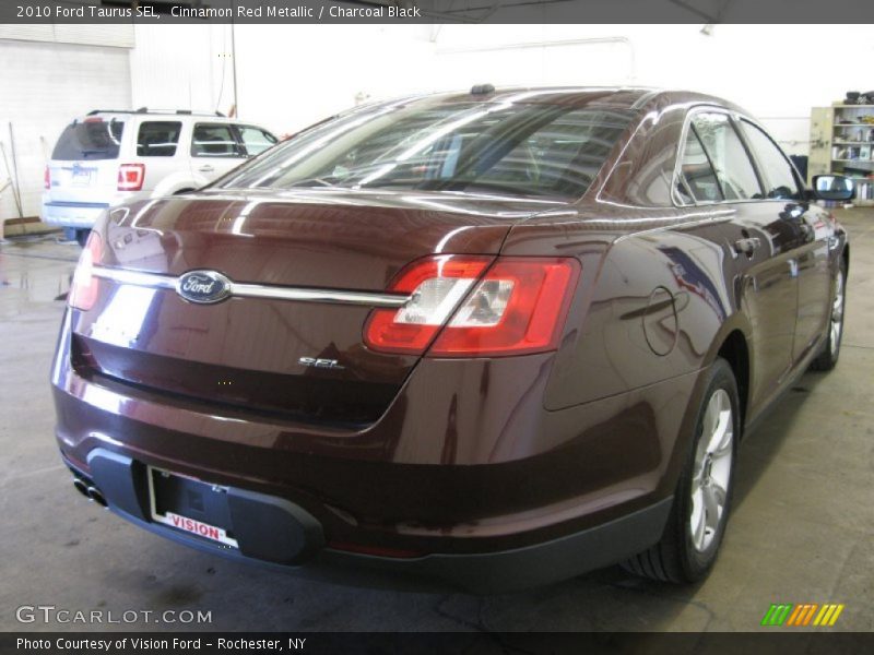 Cinnamon Red Metallic / Charcoal Black 2010 Ford Taurus SEL