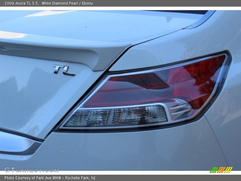 White Diamond Pearl / Ebony 2009 Acura TL 3.5