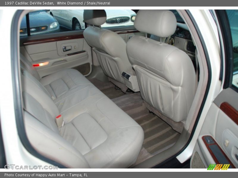  1997 DeVille Sedan Shale/Neutral Interior