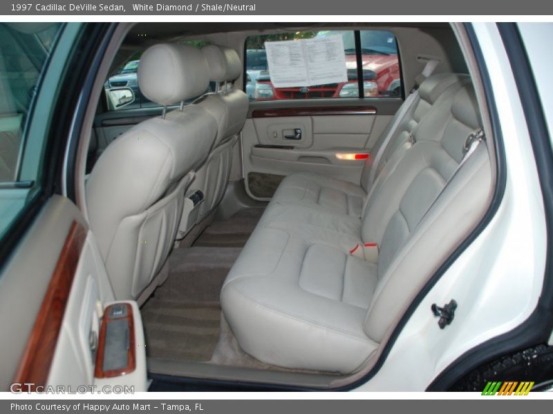  1997 DeVille Sedan Shale/Neutral Interior