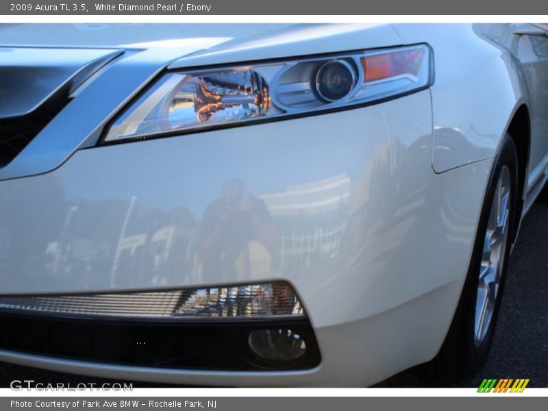White Diamond Pearl / Ebony 2009 Acura TL 3.5