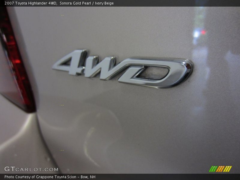 Sonora Gold Pearl / Ivory Beige 2007 Toyota Highlander 4WD