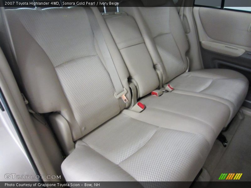 Sonora Gold Pearl / Ivory Beige 2007 Toyota Highlander 4WD