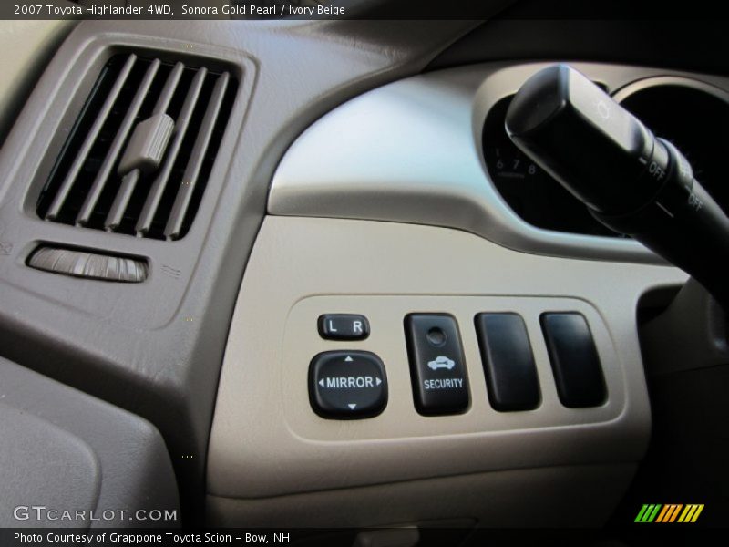 Sonora Gold Pearl / Ivory Beige 2007 Toyota Highlander 4WD