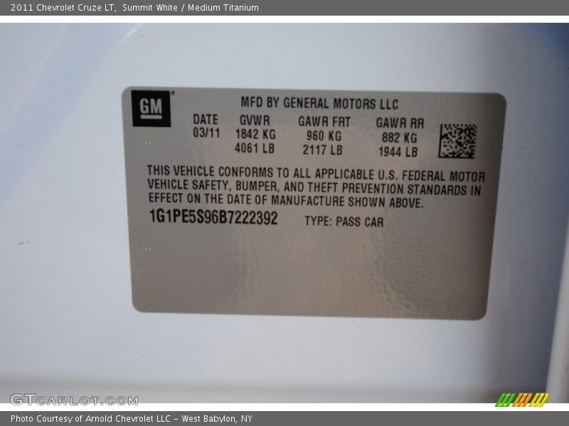 Summit White / Medium Titanium 2011 Chevrolet Cruze LT