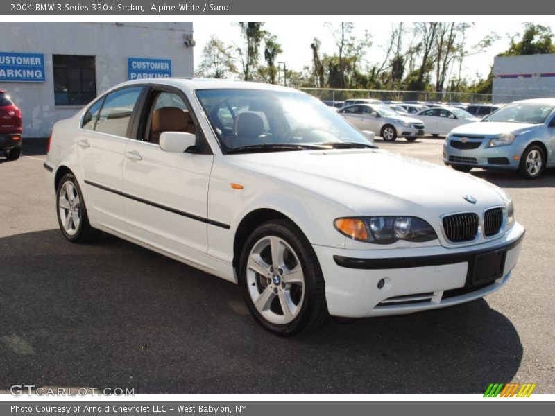 Alpine White / Sand 2004 BMW 3 Series 330xi Sedan