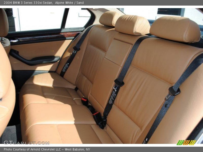 Alpine White / Sand 2004 BMW 3 Series 330xi Sedan