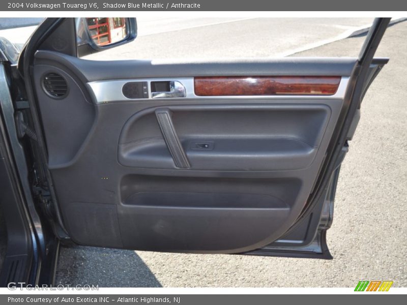 Shadow Blue Metallic / Anthracite 2004 Volkswagen Touareg V6