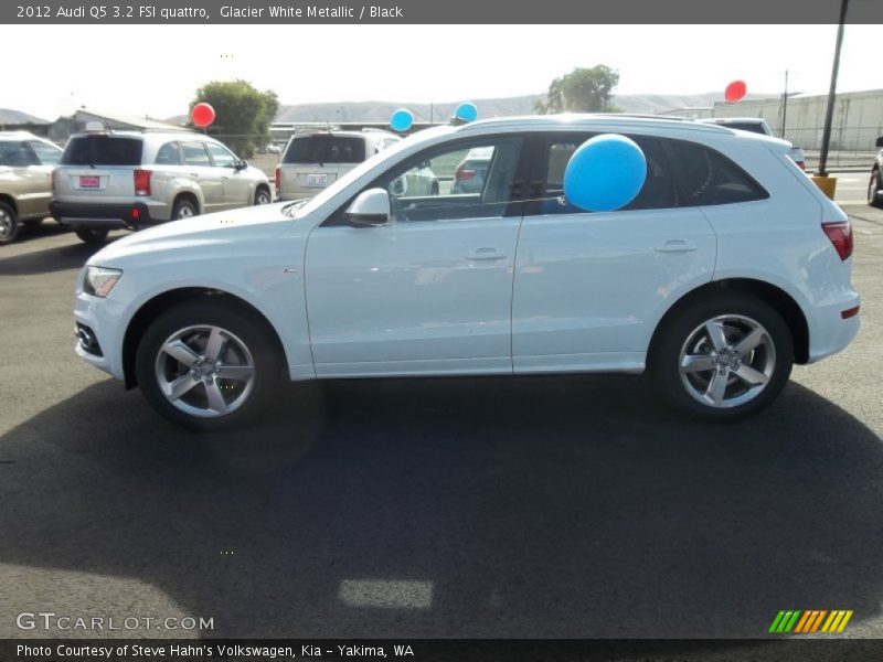 Glacier White Metallic / Black 2012 Audi Q5 3.2 FSI quattro