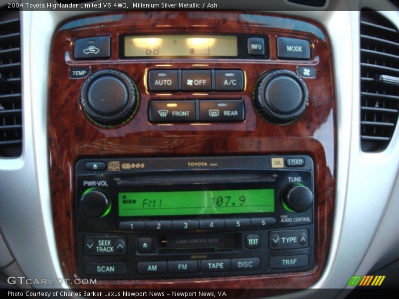 Millenium Silver Metallic / Ash 2004 Toyota Highlander Limited V6 4WD
