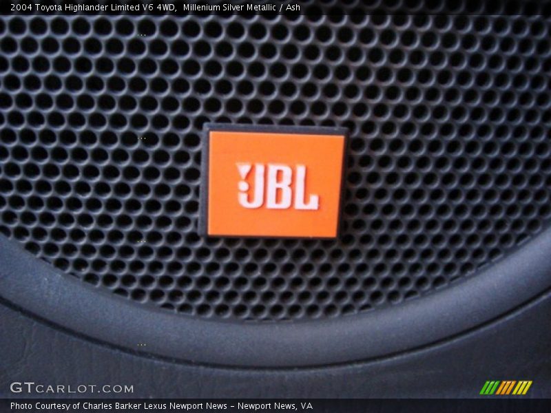 Millenium Silver Metallic / Ash 2004 Toyota Highlander Limited V6 4WD