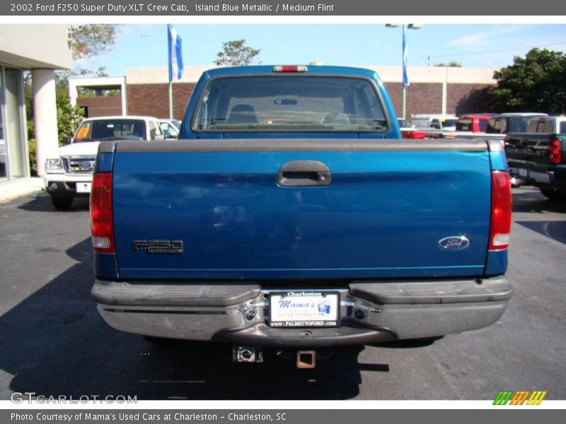 Island Blue Metallic / Medium Flint 2002 Ford F250 Super Duty XLT Crew Cab
