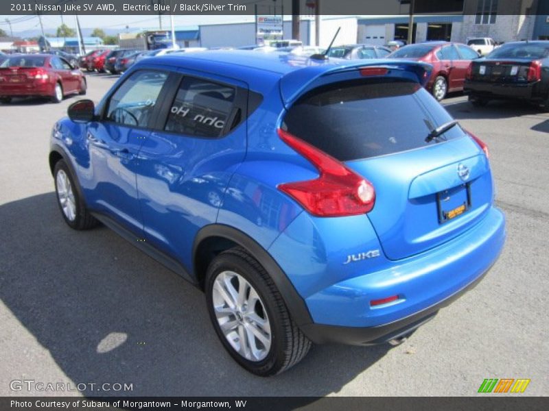  2011 Juke SV AWD Electric Blue