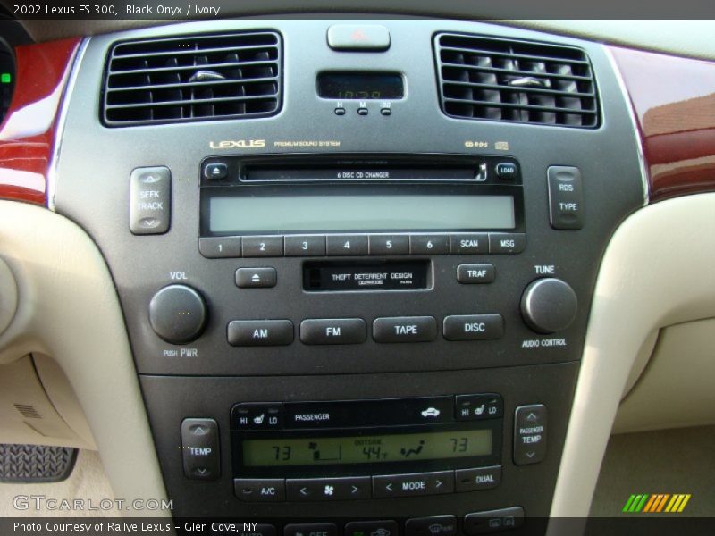 Black Onyx / Ivory 2002 Lexus ES 300