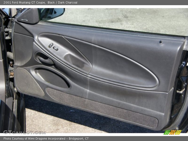Black / Dark Charcoal 2001 Ford Mustang GT Coupe