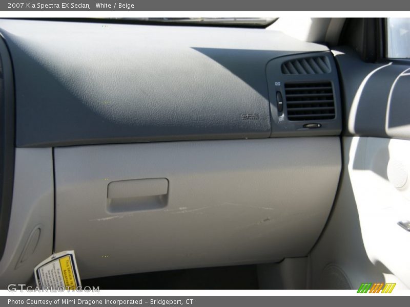 White / Beige 2007 Kia Spectra EX Sedan