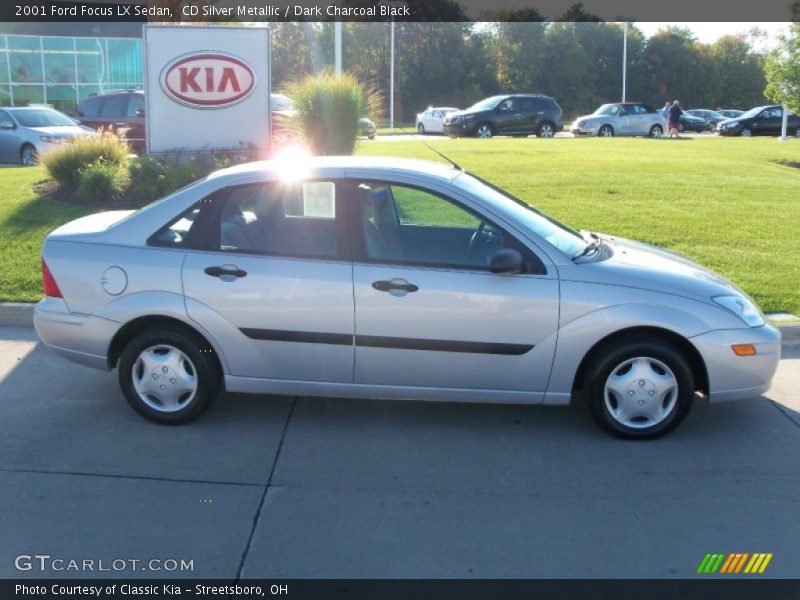 CD Silver Metallic / Dark Charcoal Black 2001 Ford Focus LX Sedan