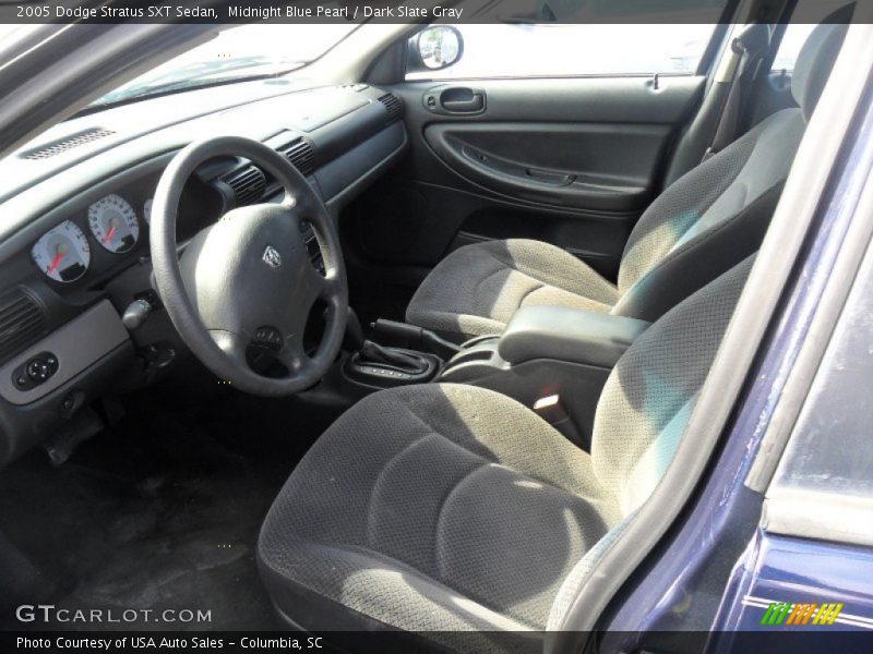 Midnight Blue Pearl / Dark Slate Gray 2005 Dodge Stratus SXT Sedan