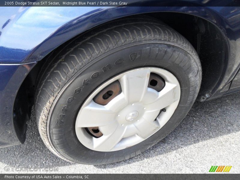 Midnight Blue Pearl / Dark Slate Gray 2005 Dodge Stratus SXT Sedan
