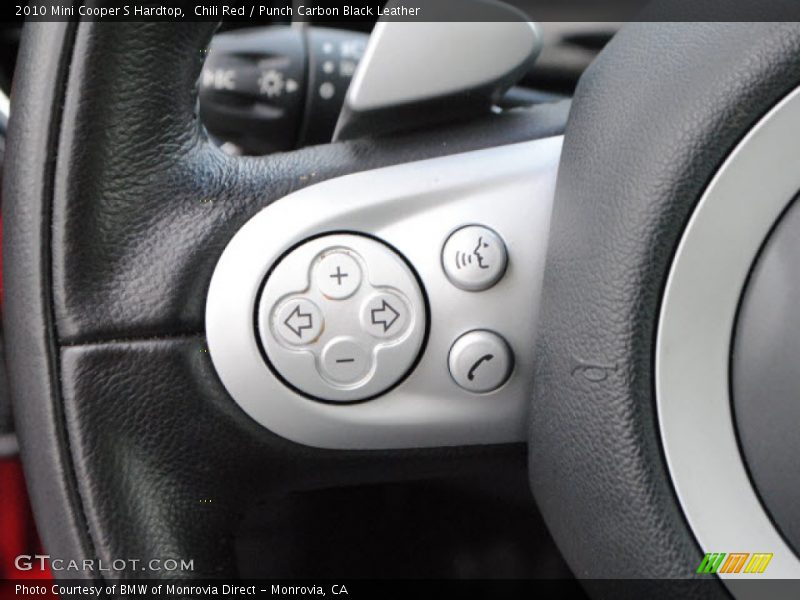 Controls of 2010 Cooper S Hardtop