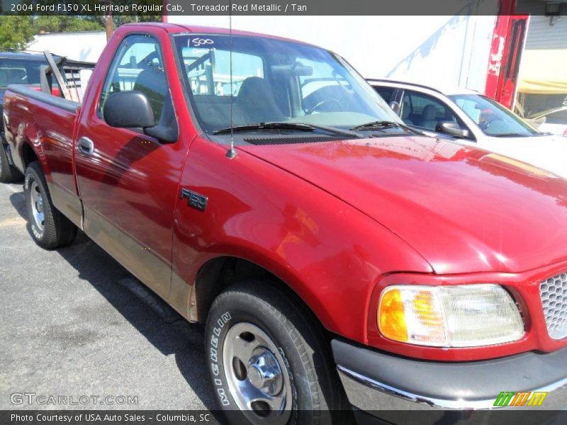 Toreador Red Metallic / Tan 2004 Ford F150 XL Heritage Regular Cab