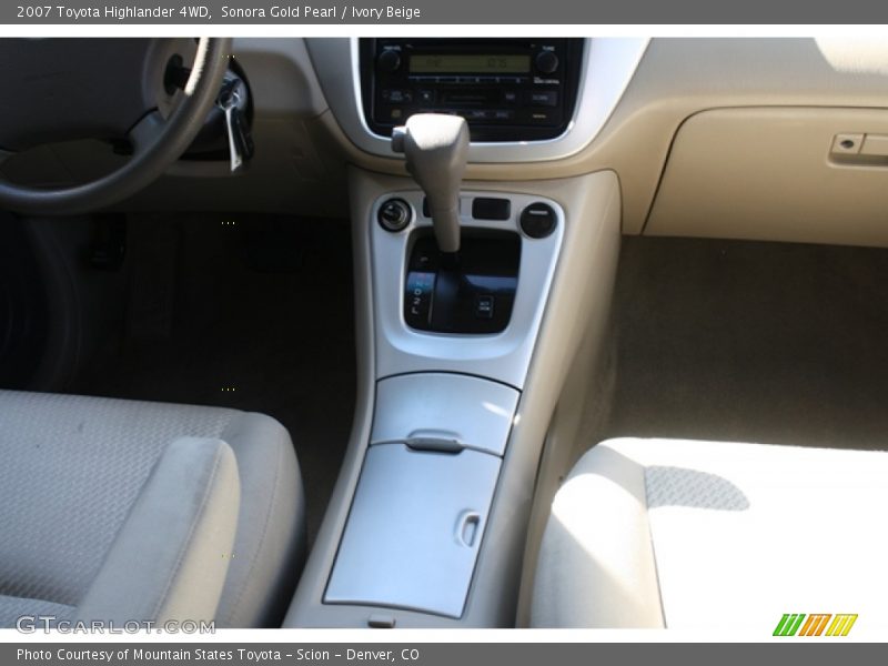 Sonora Gold Pearl / Ivory Beige 2007 Toyota Highlander 4WD