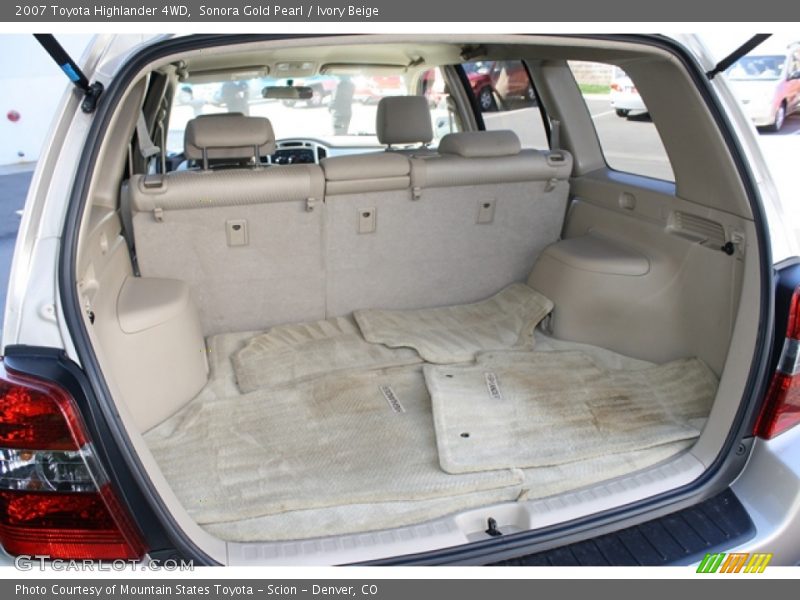 Sonora Gold Pearl / Ivory Beige 2007 Toyota Highlander 4WD