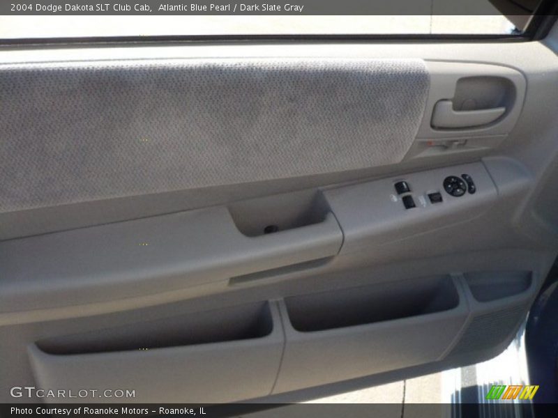 Atlantic Blue Pearl / Dark Slate Gray 2004 Dodge Dakota SLT Club Cab