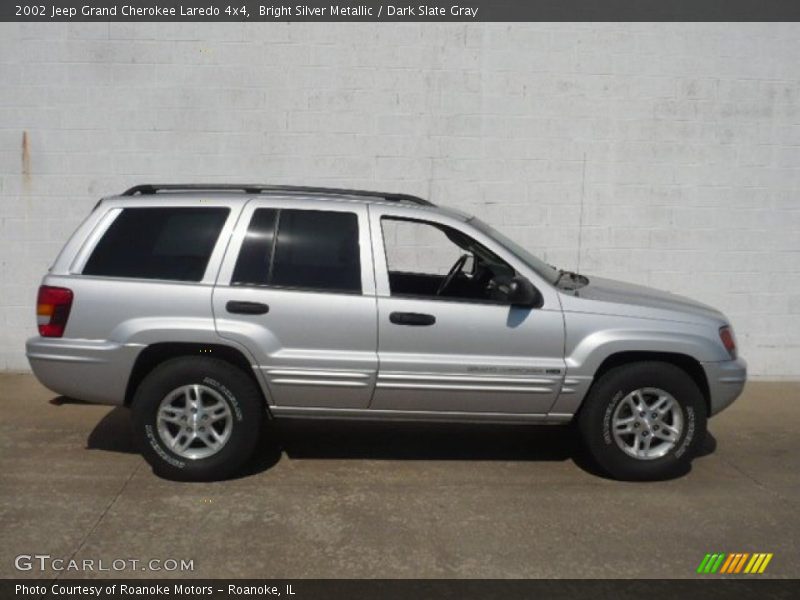 Bright Silver Metallic / Dark Slate Gray 2002 Jeep Grand Cherokee Laredo 4x4