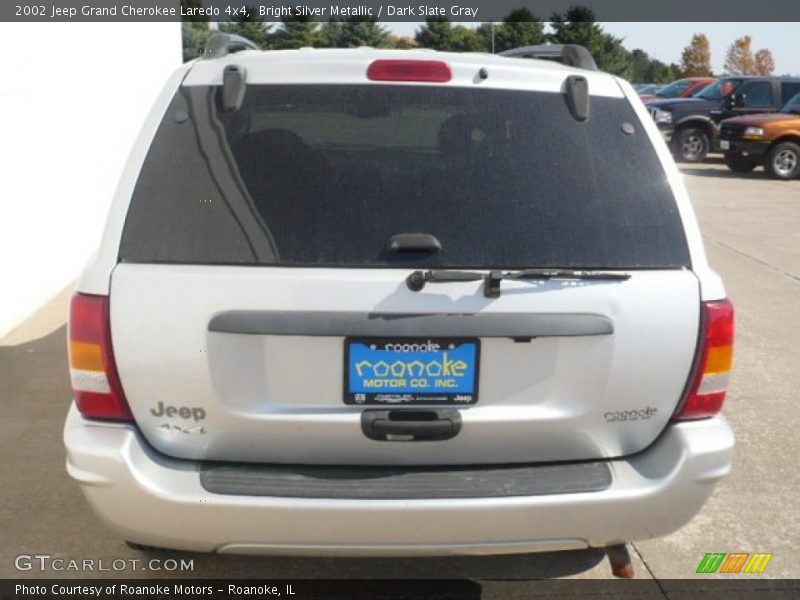 Bright Silver Metallic / Dark Slate Gray 2002 Jeep Grand Cherokee Laredo 4x4