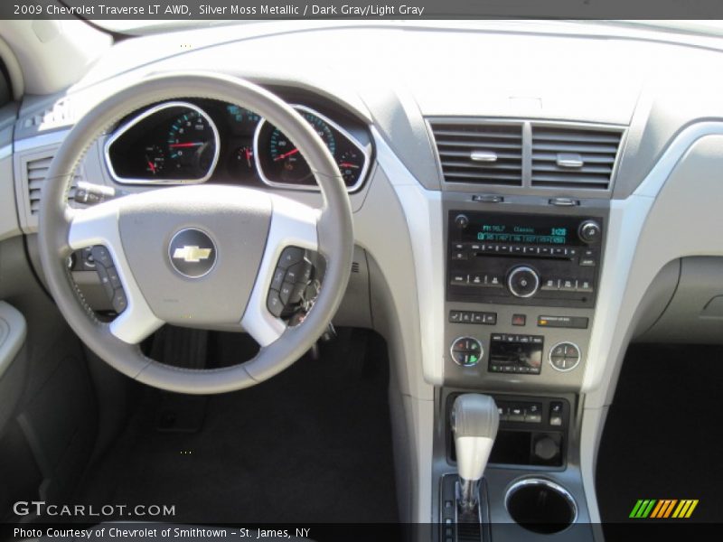 Silver Moss Metallic / Dark Gray/Light Gray 2009 Chevrolet Traverse LT AWD