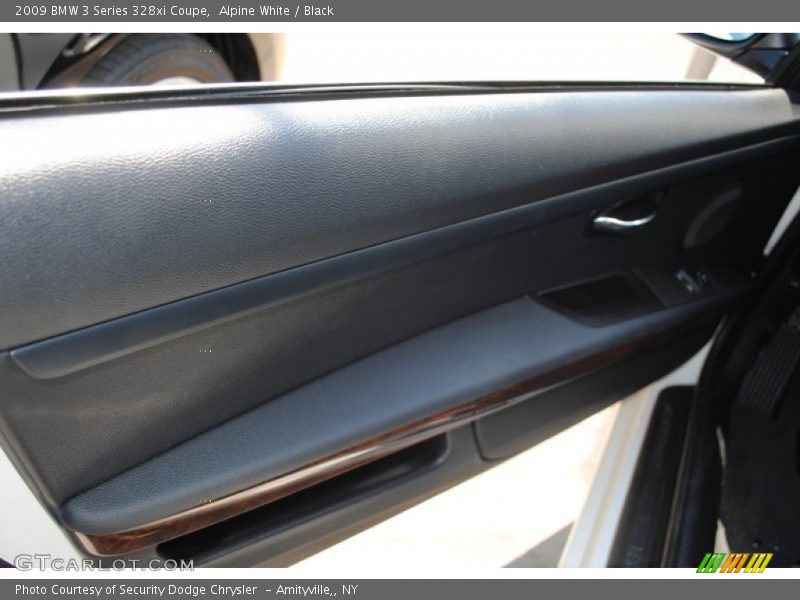 Alpine White / Black 2009 BMW 3 Series 328xi Coupe
