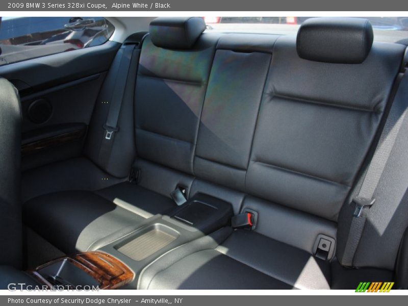 Alpine White / Black 2009 BMW 3 Series 328xi Coupe
