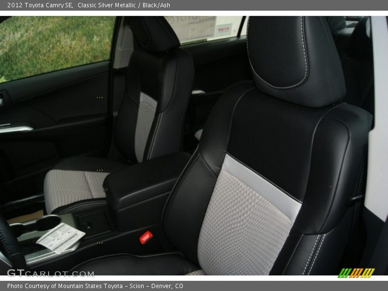 Classic Silver Metallic / Black/Ash 2012 Toyota Camry SE