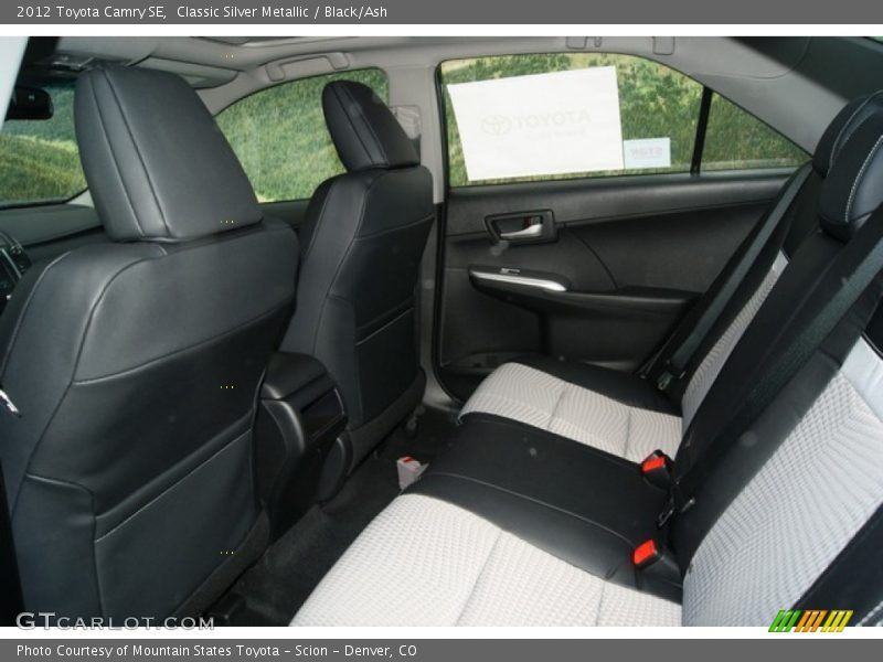 Classic Silver Metallic / Black/Ash 2012 Toyota Camry SE