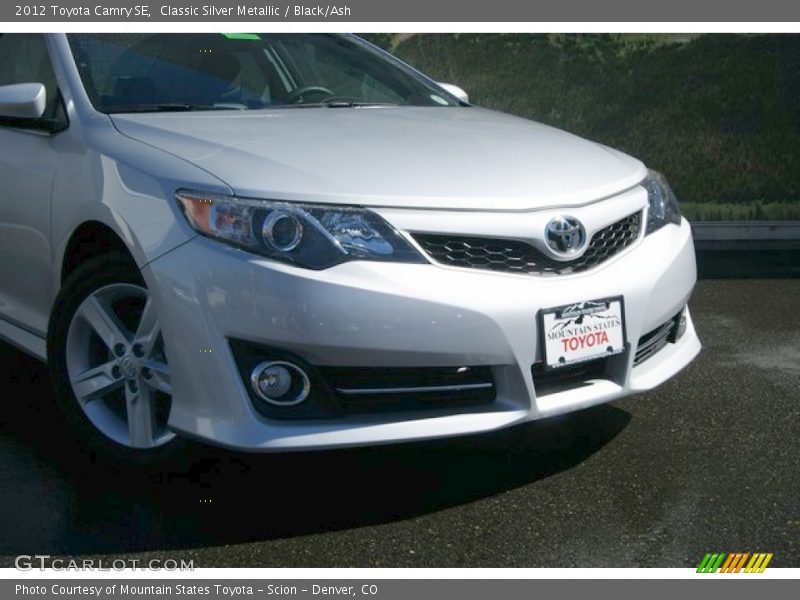 Classic Silver Metallic / Black/Ash 2012 Toyota Camry SE