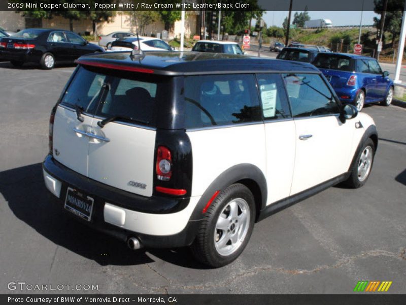 Pepper White / Ray Cream White Leather/Black Cloth 2009 Mini Cooper Clubman