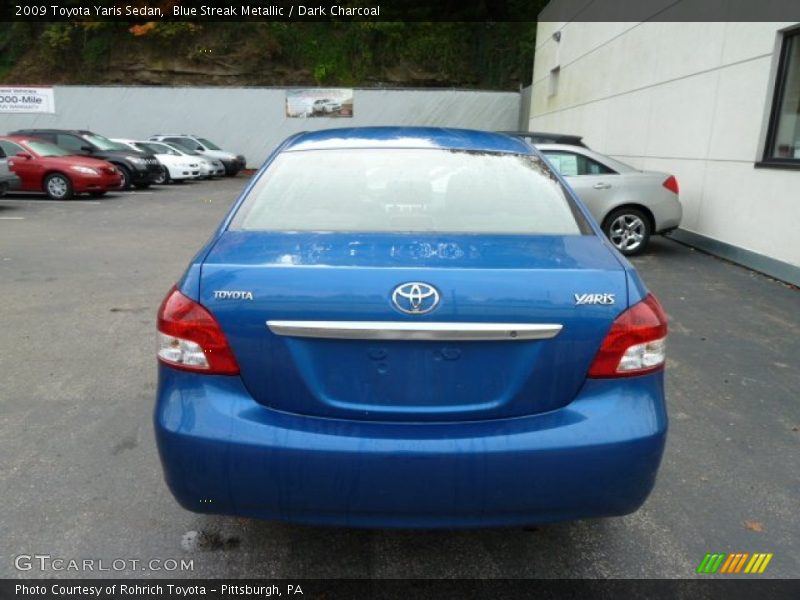 Blue Streak Metallic / Dark Charcoal 2009 Toyota Yaris Sedan
