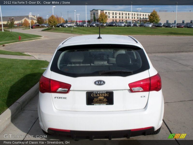 Clear White / Stone 2012 Kia Forte 5-Door EX