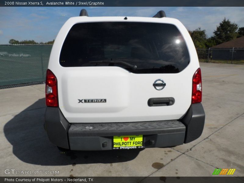 Avalanche White / Steel/Graphite 2008 Nissan Xterra S
