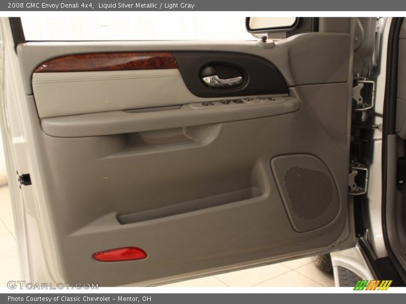 Liquid Silver Metallic / Light Gray 2008 GMC Envoy Denali 4x4