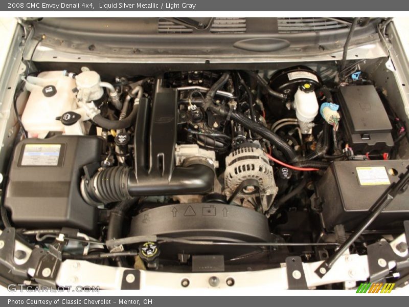 Liquid Silver Metallic / Light Gray 2008 GMC Envoy Denali 4x4
