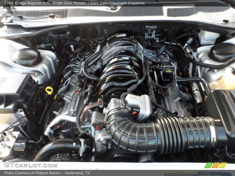 Bright Silver Metallic / Dark Slate Gray/Light Graystone 2005 Dodge Magnum R/T