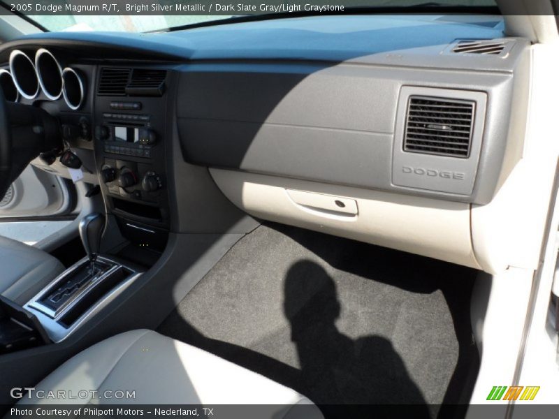 Bright Silver Metallic / Dark Slate Gray/Light Graystone 2005 Dodge Magnum R/T