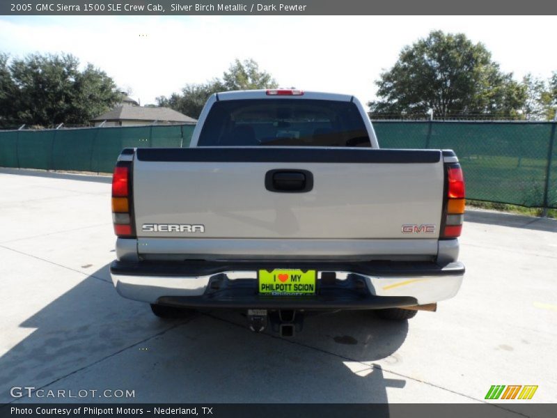 Silver Birch Metallic / Dark Pewter 2005 GMC Sierra 1500 SLE Crew Cab